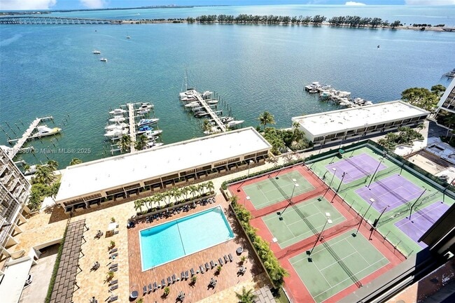 Building Photo - 1901 Brickell Ave