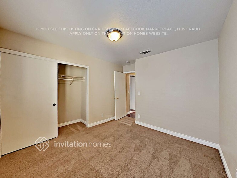 Building Photo - 1929 Monte Alban Dr