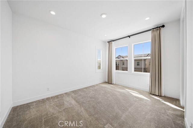 Building Photo - 360 Riverbend