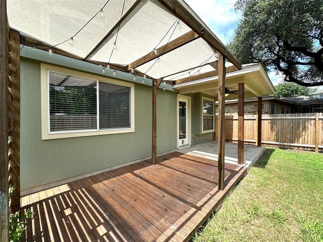 Building Photo - 2613 Georgia Coleman Bend
