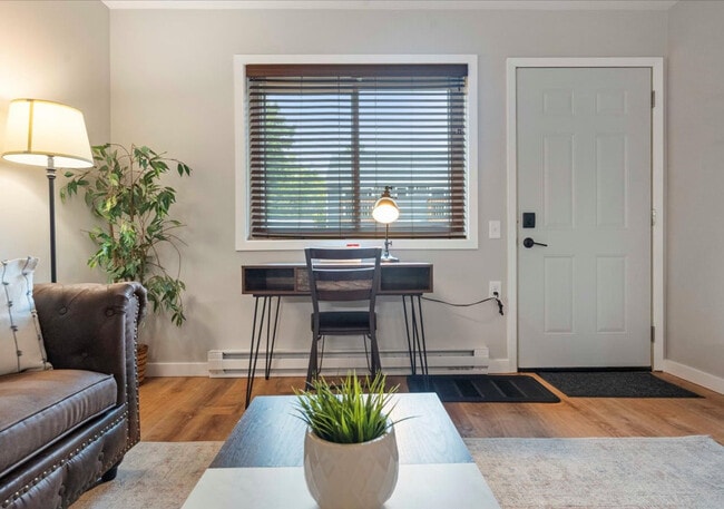 Building Photo - 1217 E Wilson St