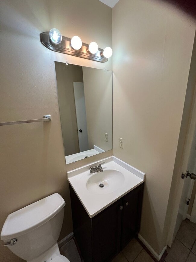 Building Photo - 171 Greenbriar Ct