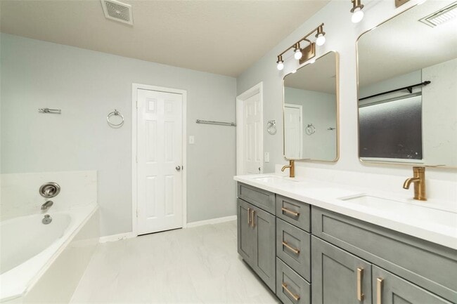 Building Photo - 5131 Forest Sage Ln