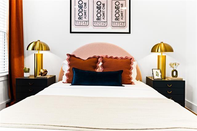 Building Photo - 1906 Annex Ave