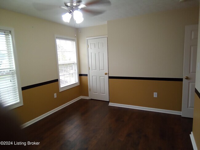 Building Photo - 10143 Spring Gate Dr