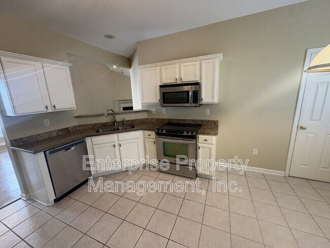 Building Photo - 7476 Bakers Glenn Ln