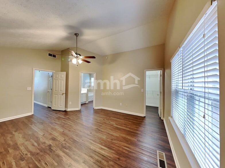 Building Photo - 3533 Shortleaf Run