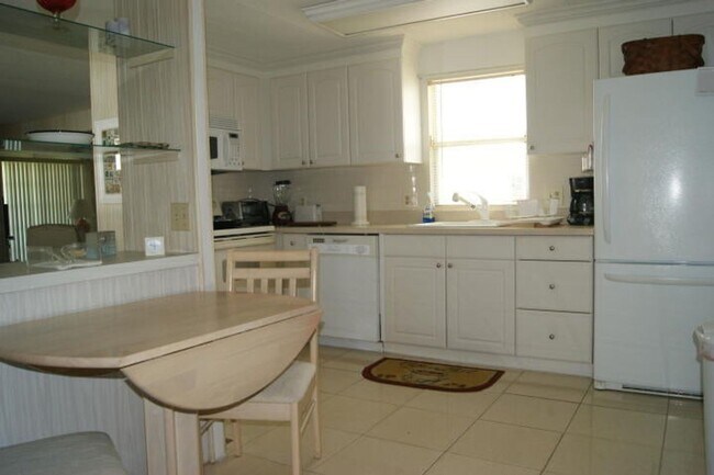 Building Photo - Annual Rental in Hobe Sound