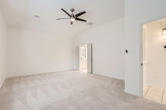 Building Photo - 5711 Bexley Ct