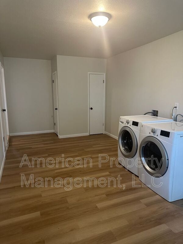 Building Photo - 415 N 17th St