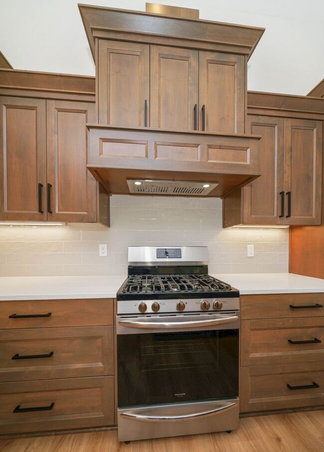 Building Photo - 3Bd/2Ba Single Story Home - Available Early March 2026!