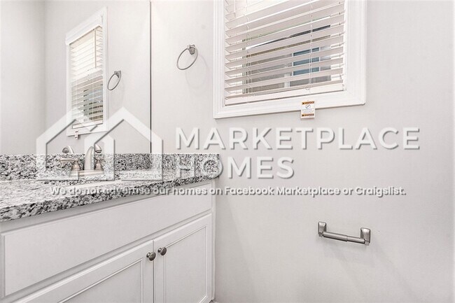 Building Photo - 217 W L Miller Dr