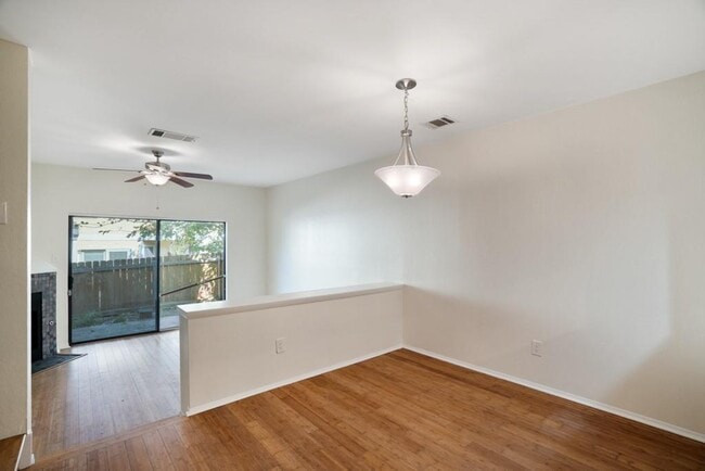 Building Photo - 11901 Swearingen Dr