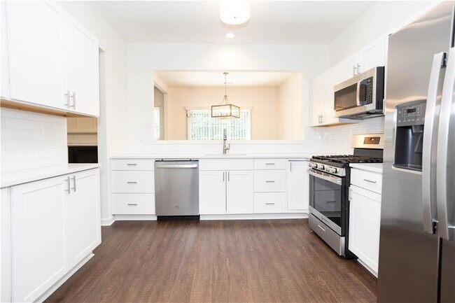 Building Photo - 4126 Royal Regency Cir