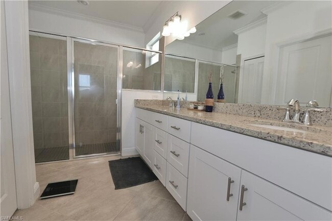 Building Photo - 17876 Woodland Ct