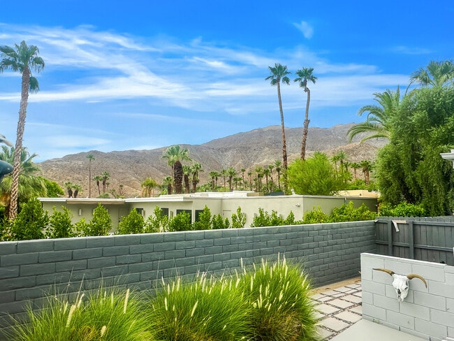 Building Photo - 71520 Gardess Rd