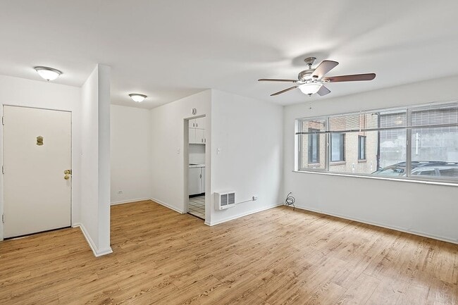 Building Photo - Villa Wynanda