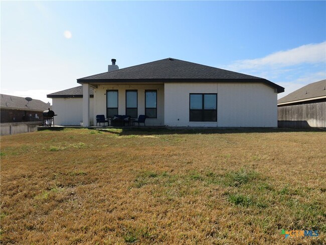 Building Photo - 1603 Excel Dr