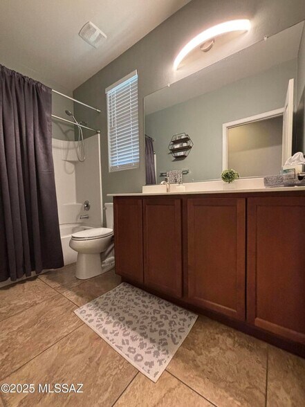 Building Photo - 6844 S Benedetti Ct