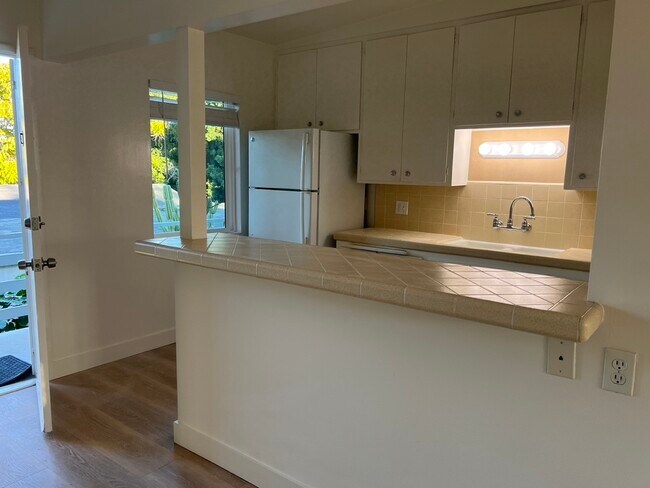 Building Photo - 11333 Venice Blvd