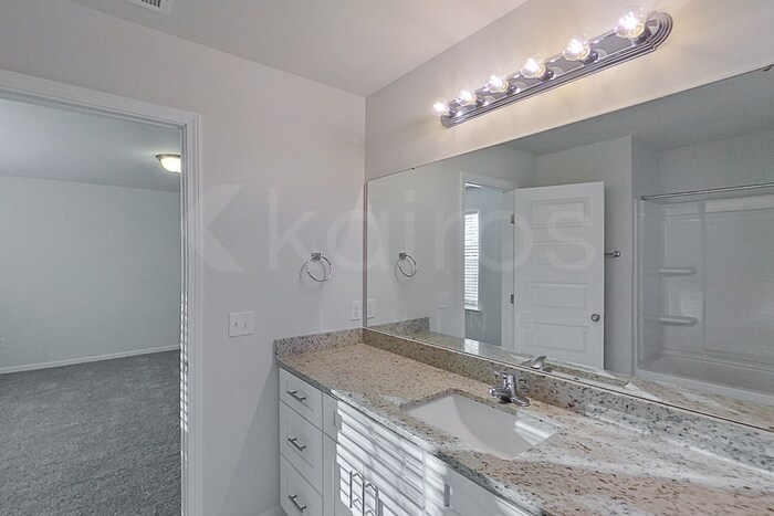 Building Photo - 120 Western Red Cedar Dr