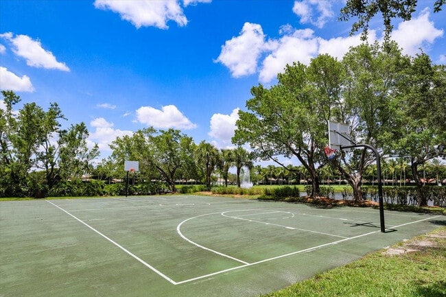 Building Photo - 1441 Cardinal Way