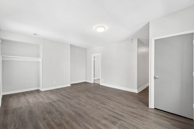 Building Photo - 1740 Arlington Ave