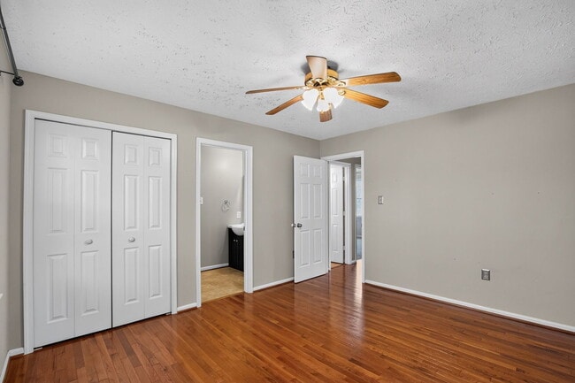 Building Photo - 6003 Bobcat Ct
