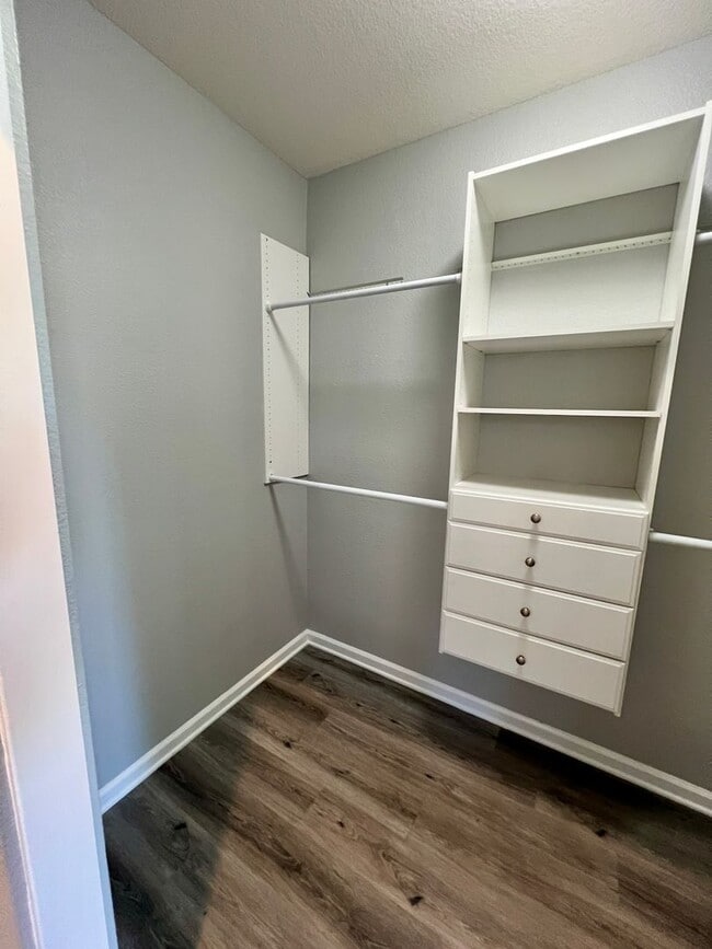 Building Photo - Gorgeous Sun City Lincoln Home