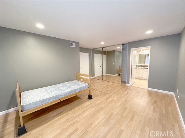 Building Photo - 12546 Pinegrove Ln
