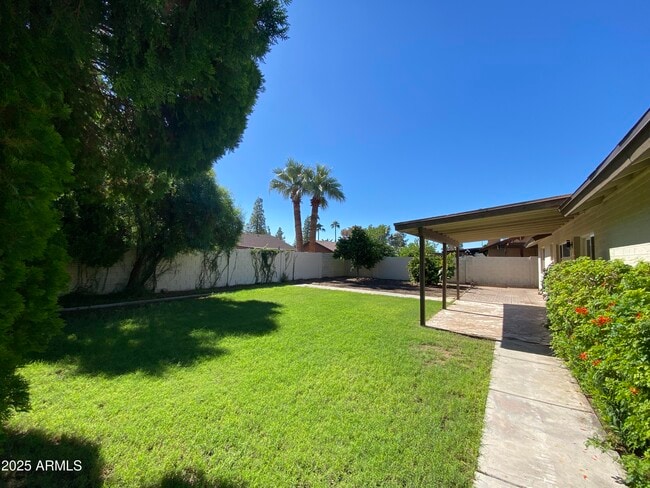 Building Photo - 3431 W Helena Dr