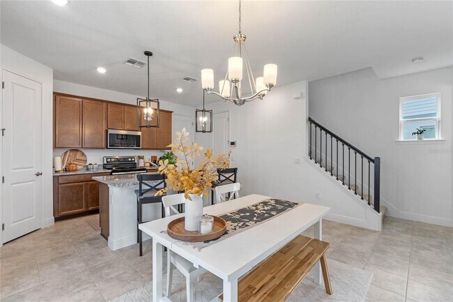 Building Photo - 12097 Bracco St