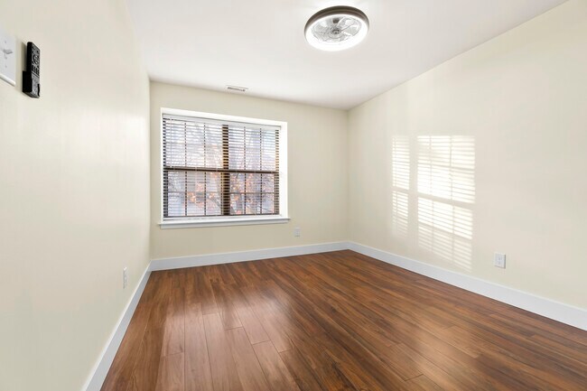 Building Photo - 118 Ashton Ct