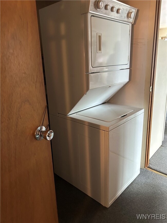 Building Photo - 29 Lake Ave