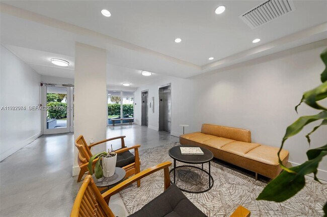 Building Photo - 7928 West Dr