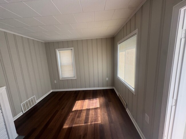 Building Photo - A Place You’ll Love to Call Home – Gorgeous 4-Bedroom Property!