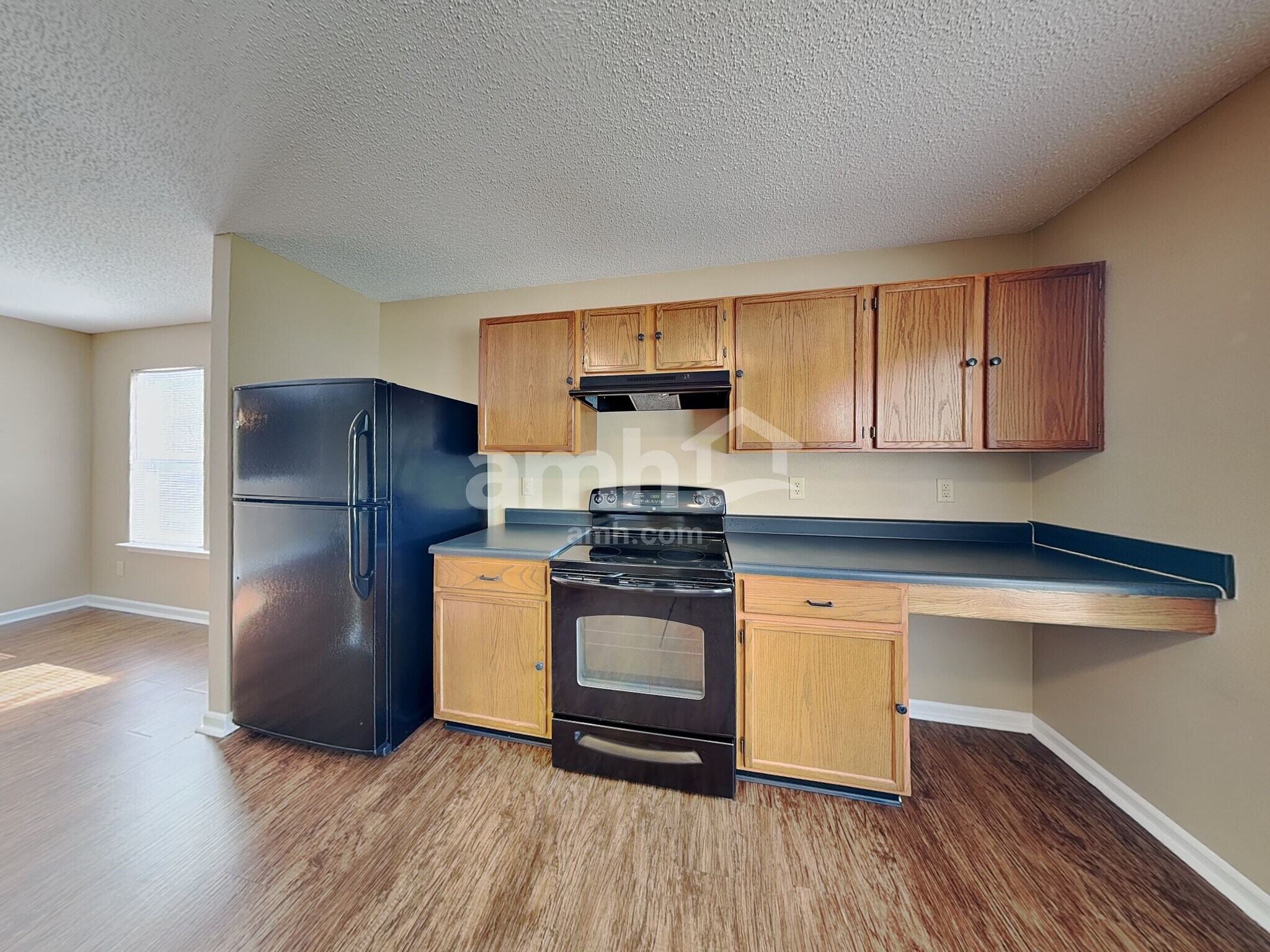 Building Photo - 7588 Hollow Reed Ct