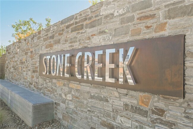 Building Photo - 7002 Fossil Rim St