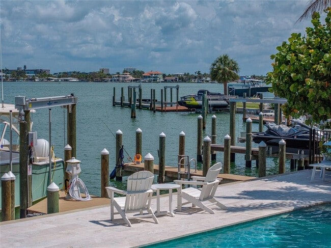 Building Photo - 829 59th Ave