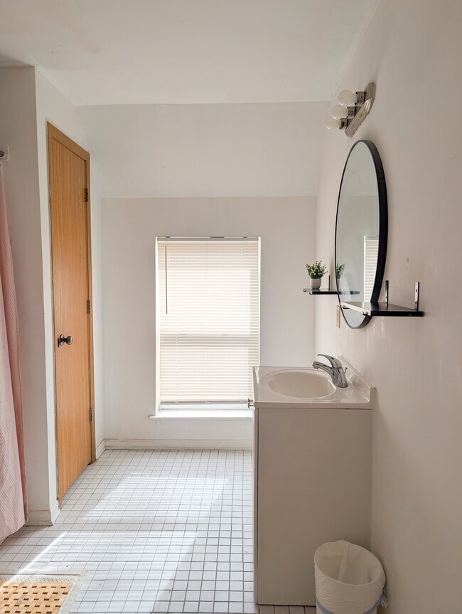 Building Photo - 2148 N 29th St