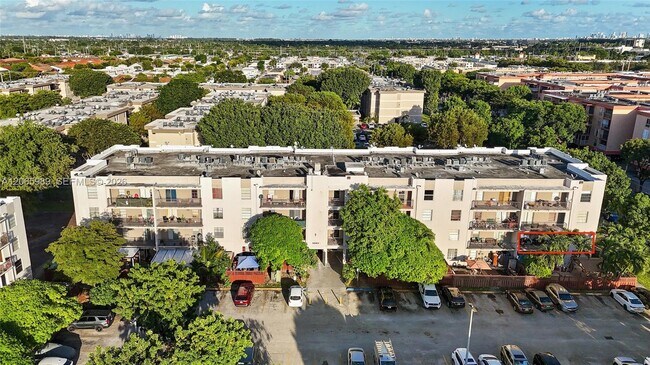 Building Photo - 5665 W 20th Ave