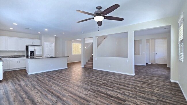 Building Photo - 5389 Hollymead Dr