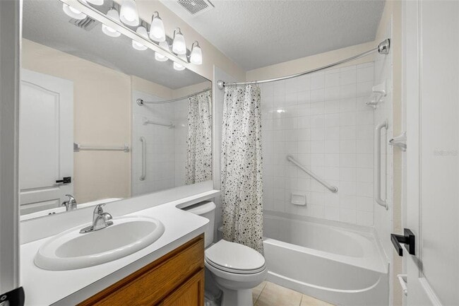 Building Photo - 25818 Bloomsbury Ct