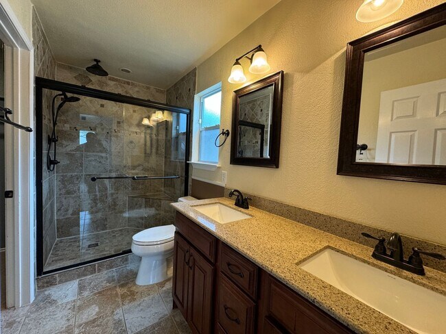 Building Photo - 4700 Causeway Ct