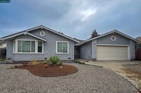 Building Photo - 530 Greenmont Dr