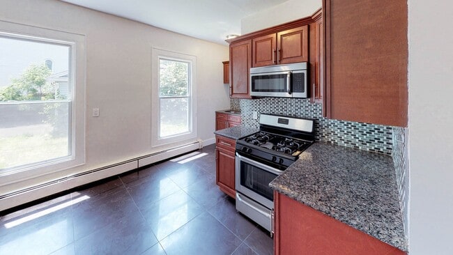 Building Photo - 244 Edgewood Ave