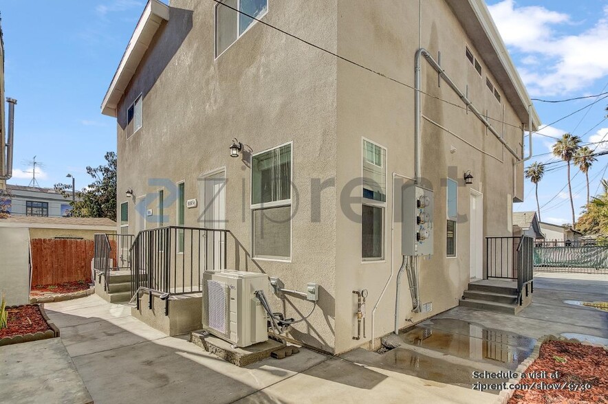 Building Photo - 969 S Lorena St