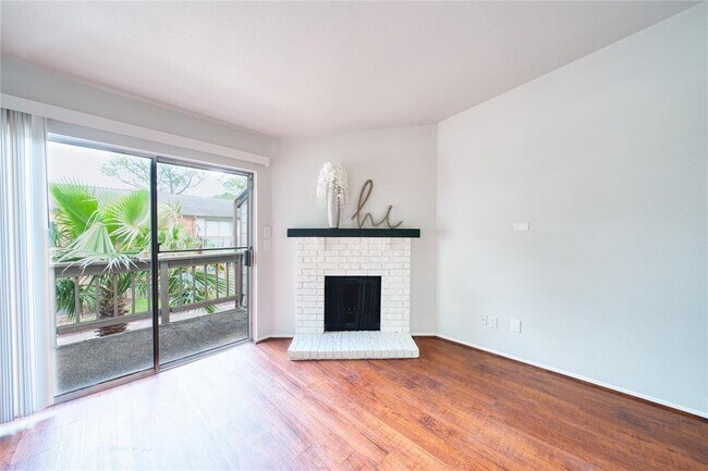 Building Photo - 6001 Reims Rd