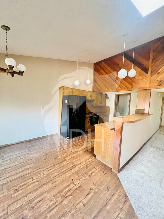 Building Photo - **Charming 2-Bedroom Condo in Enid, OK!**