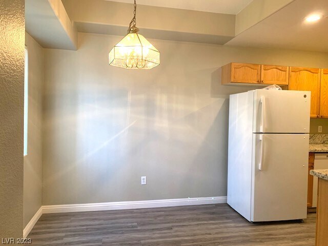 Building Photo - 352 Pine Haven St